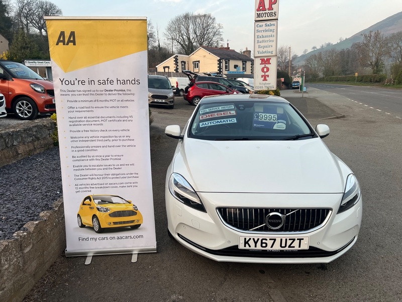 Used Volvo V40 2017 for sale - 77981723: Photo 10