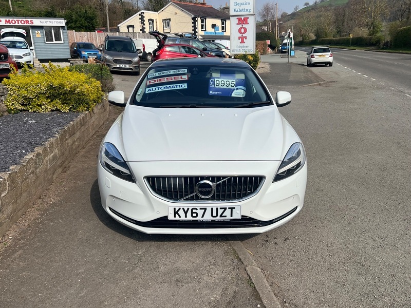 Used Volvo V40 2017 for sale - 77981723: Photo 2