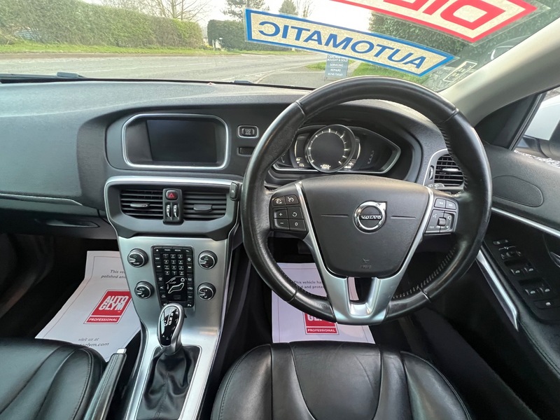 Used Volvo V40 2017 for sale - 77981723: Photo 22