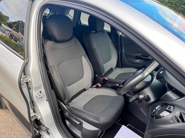 Used Renault Captur 2016 for sale - 76256925: Photo 12