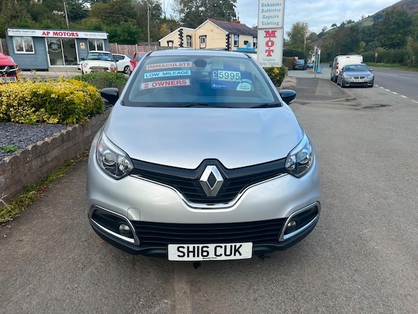 Used Renault Captur 2016 for sale - 76256925: Photo 2