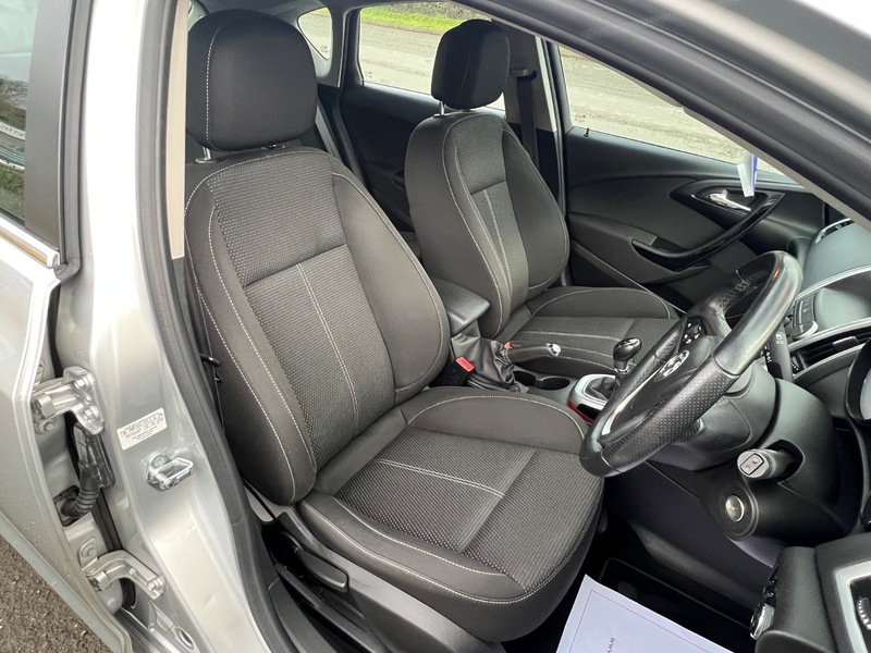 Used Vauxhall Astra 2015 for sale - 77328838: Photo 11