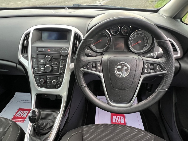 Used Vauxhall Astra 2015 for sale - 77328838: Photo 17