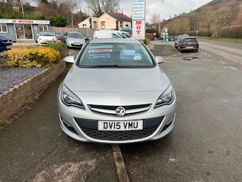Used Vauxhall Astra 2015 for sale - 77328838: Photo