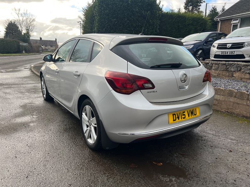 Used Vauxhall Astra 2015 for sale - 77328838: Photo 4