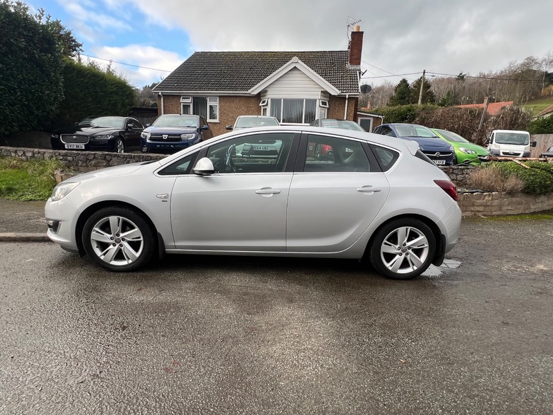 Used Vauxhall Astra 2015 for sale - 77328838: Photo 5