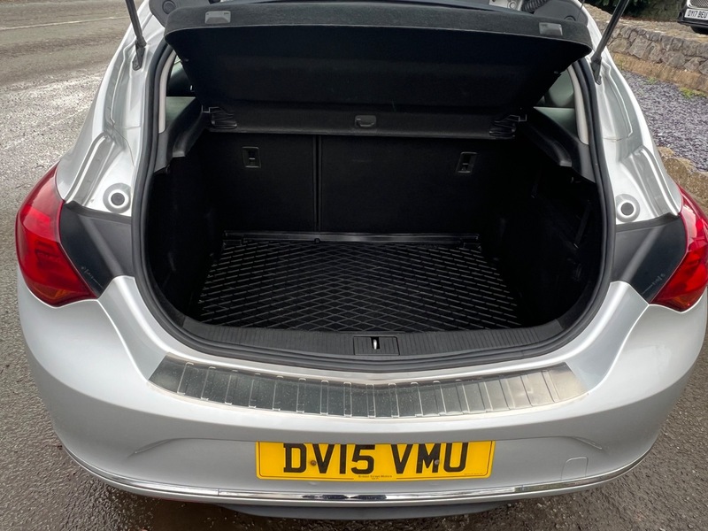 Used Vauxhall Astra 2015 for sale - 77328838: Photo 9