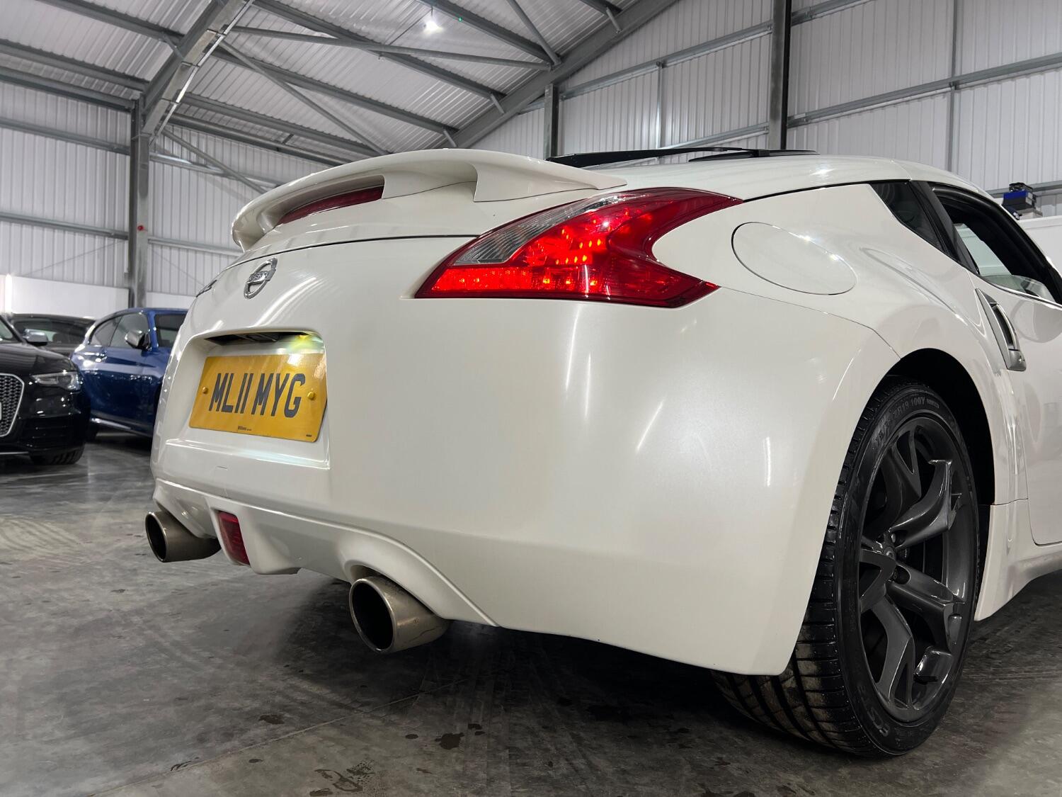 Used Nissan 370 Z 2011 for sale - 76358151: Photo 8
