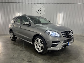 Used Mercedes-Benz M Class 2015 for sale - 76940089: Photo