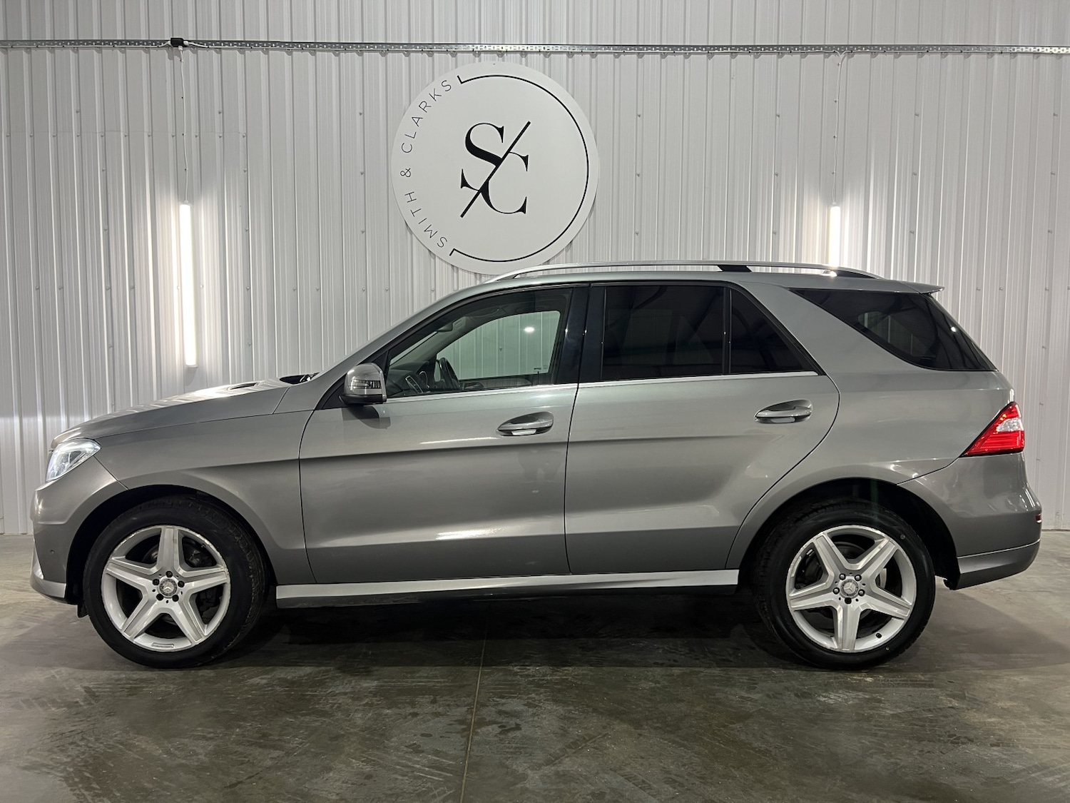 Used Mercedes-Benz M Class 2015 for sale - 76940089: Photo 5