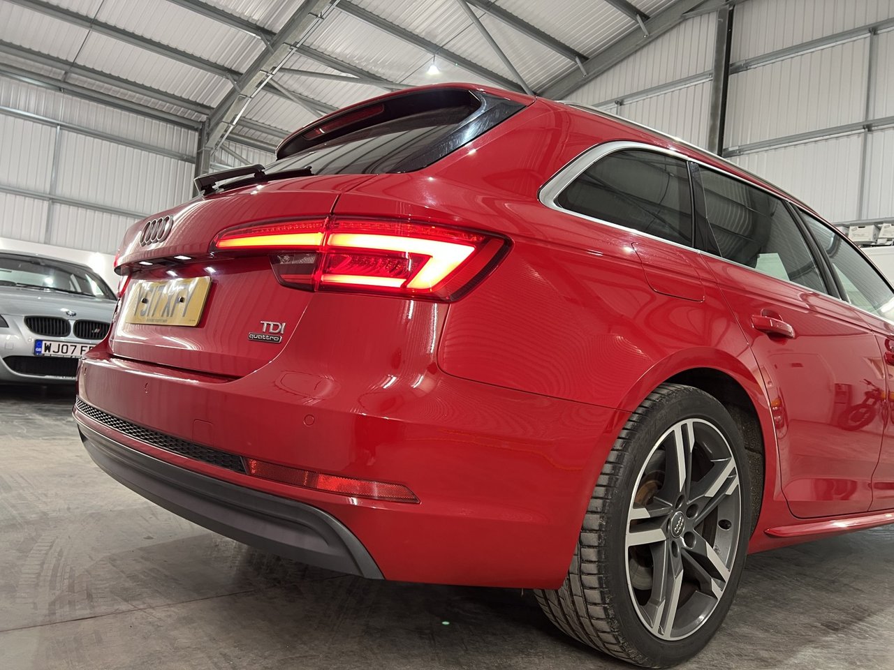 Used Audi A4 Avant 2017 for sale - 77760873: Photo 8