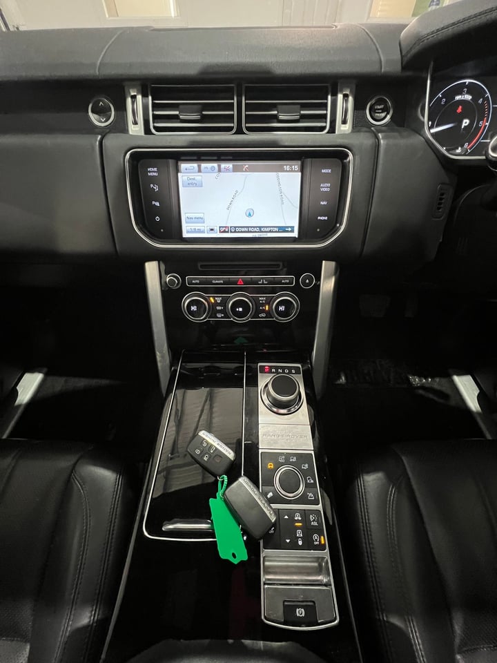 Used Land Rover Range Rover 2014 for sale - 77760872: Photo 16
