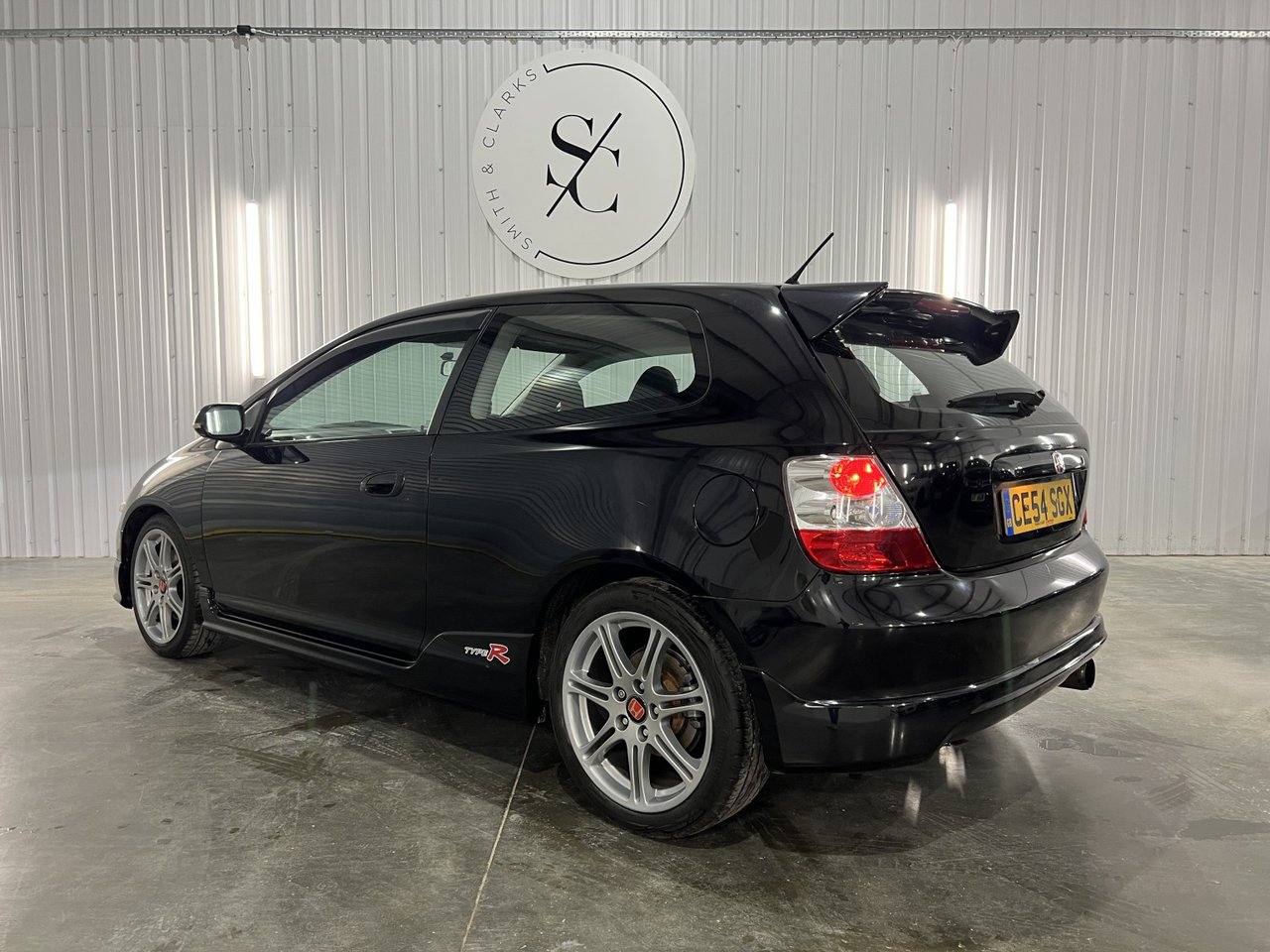 Used Honda Civic 2004 for sale - 77760862: Photo 4