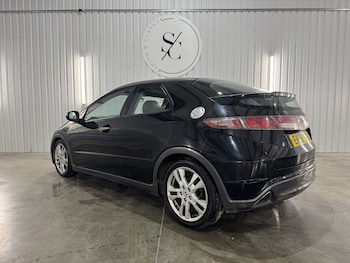 Used Honda Civic 2009 for sale - 79372105: Photo