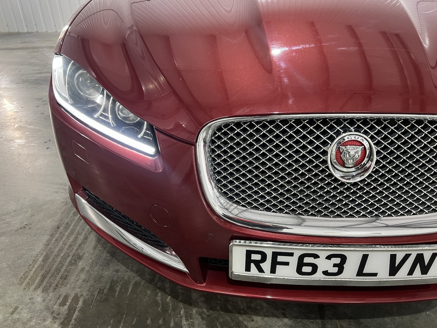 Used Jaguar XF 2013 for sale - 76884891: Photo 7