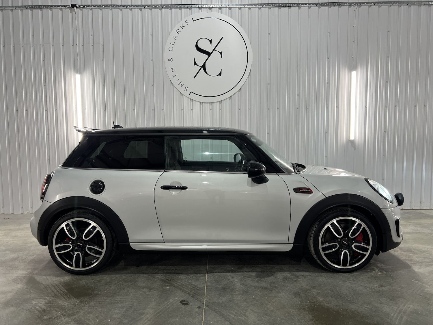 Used MINI Hatch 2016 for sale - 77065692: Photo 2