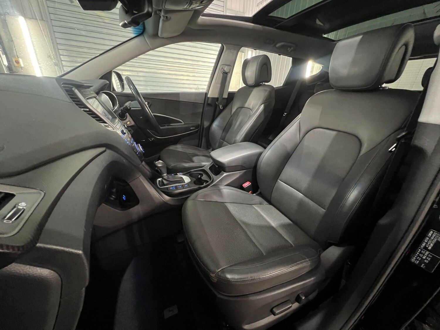 Used Hyundai Santa Fe 2016 for sale - 77465806: Photo 12