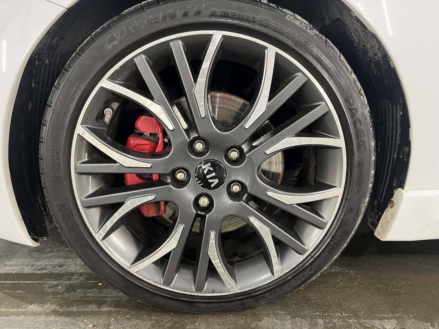 Used Kia Ceed 2014 for sale - 76583353: Photo 9