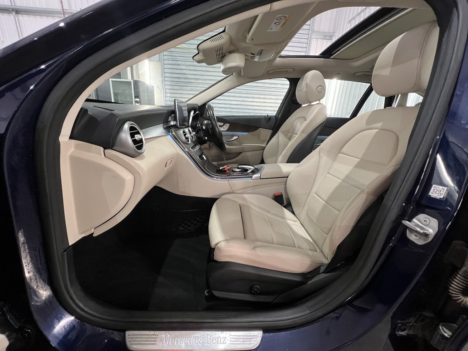 Used Mercedes-Benz C Class 2016 for sale - 76483080: Photo 11