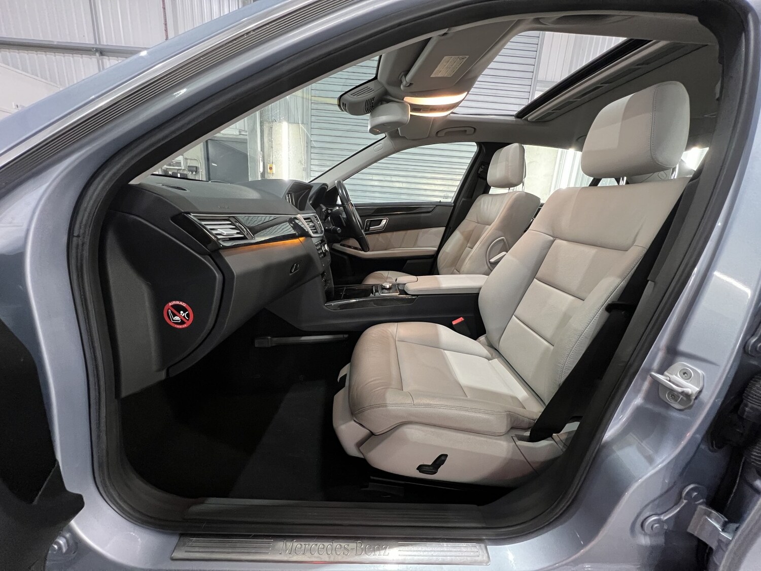 Used Mercedes-Benz E Class 2013 for sale - 77965561: Photo 12