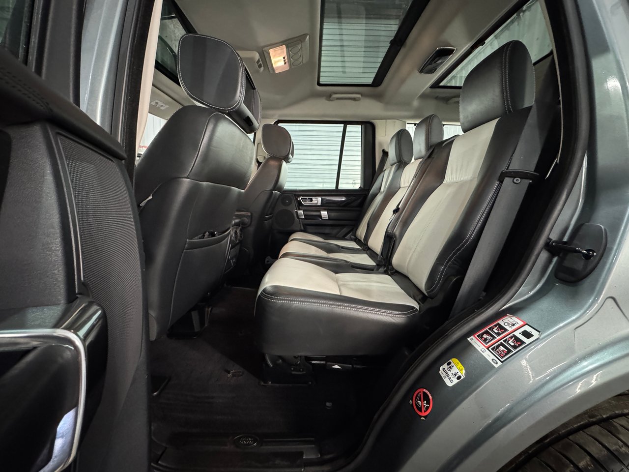 Used Land Rover Discovery 2015 for sale - 77760868: Photo 13