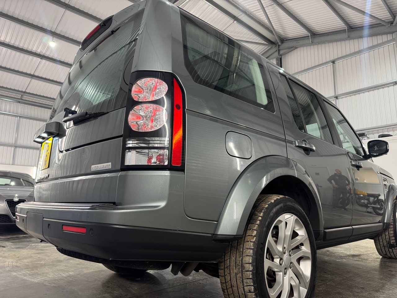 Used Land Rover Discovery 2015 for sale - 77760868: Photo 7