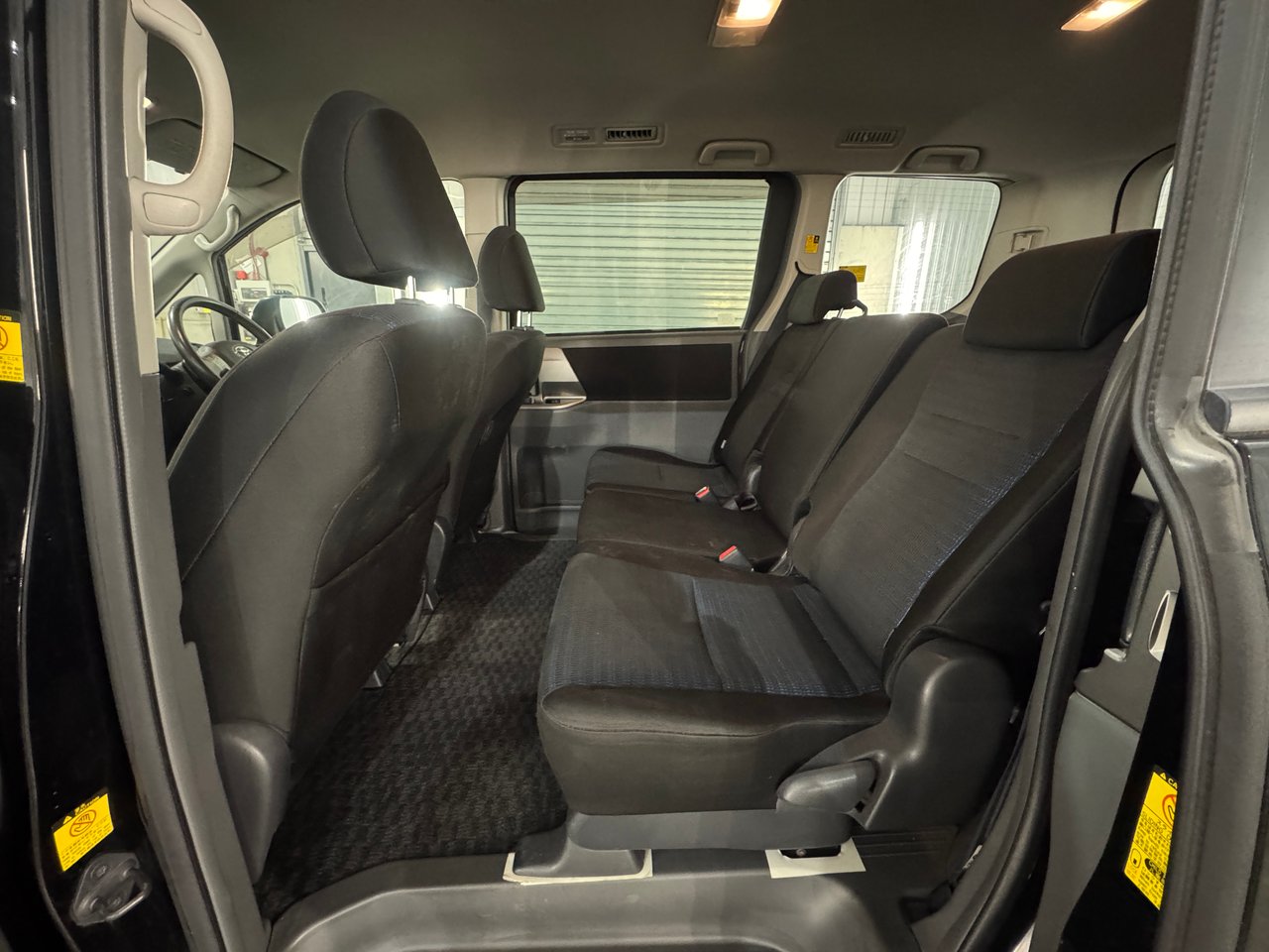 Used Toyota Voxy 2025 for sale - 77811174: Photo 12