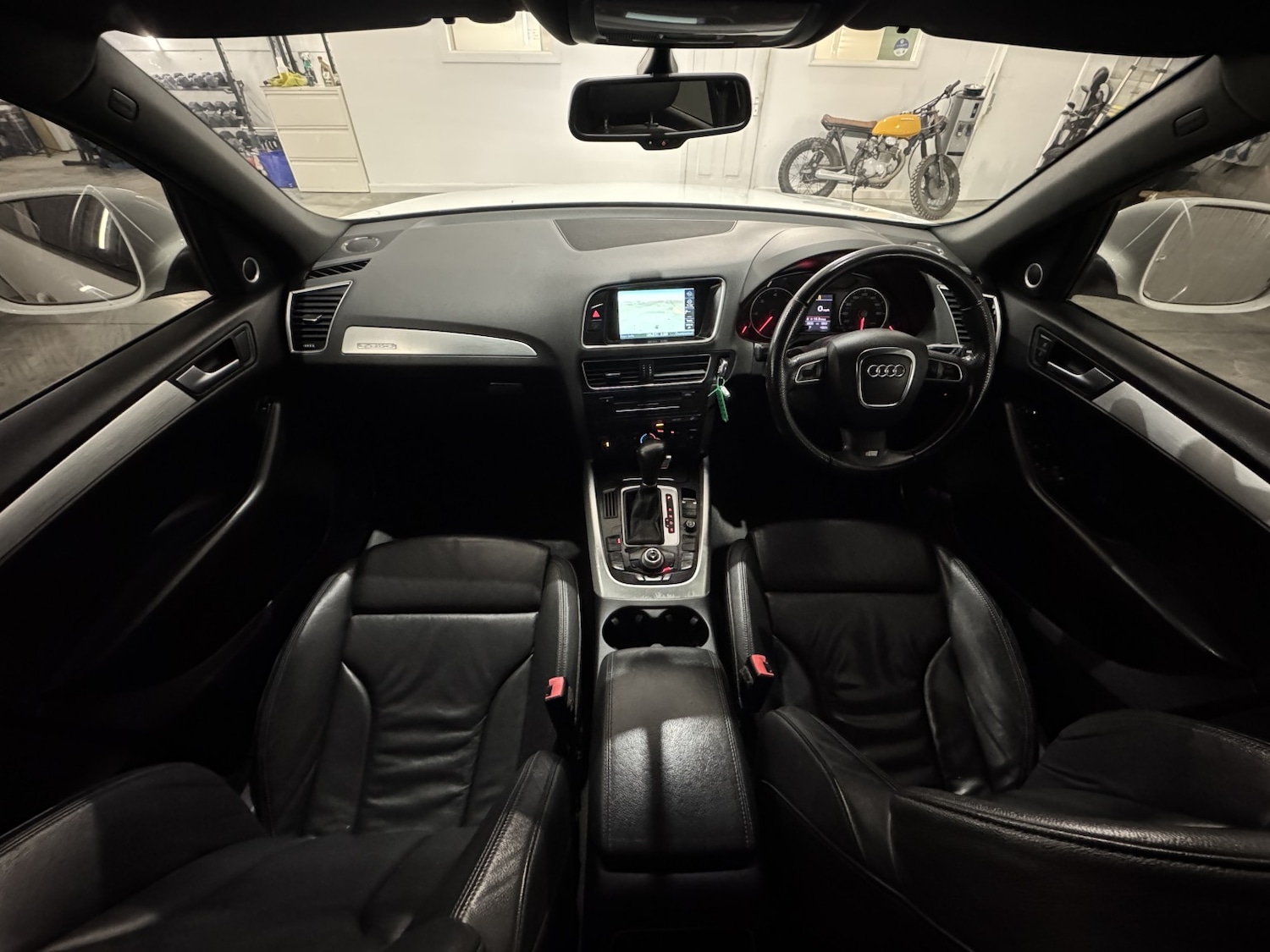 Used Audi Q5 2010 for sale - 78004336: Photo 9