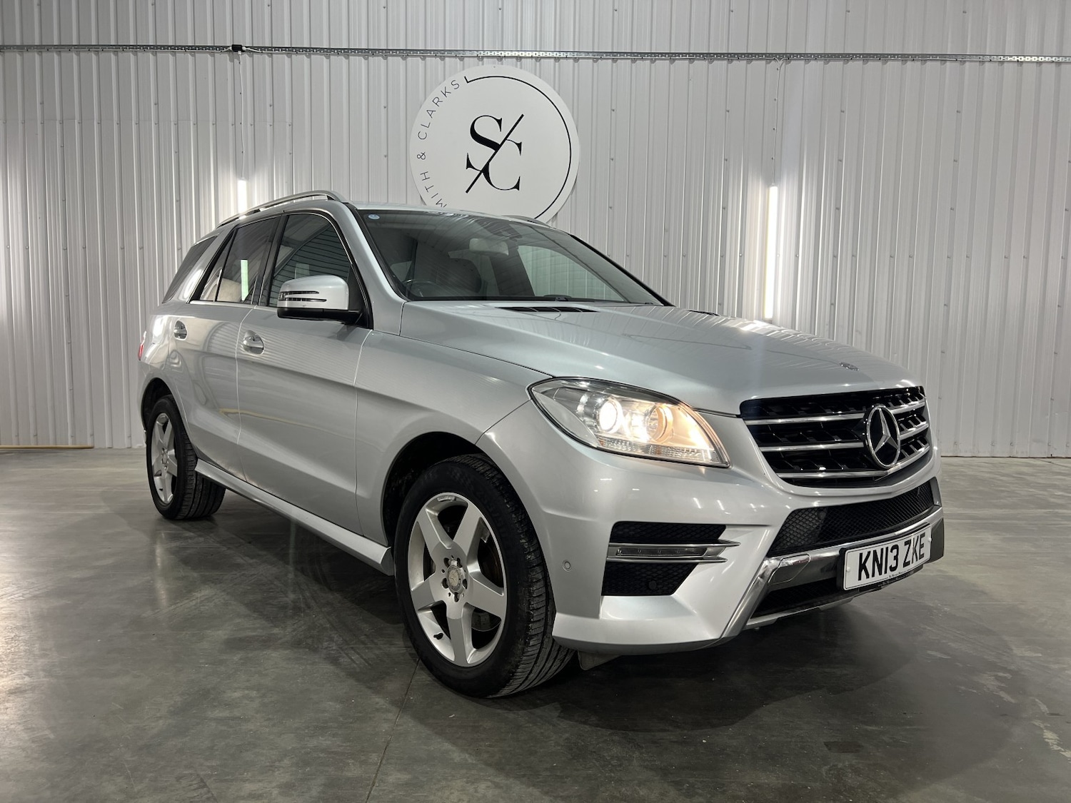 Used Mercedes-Benz M Class 2013 for sale - 76713095: Photo 1