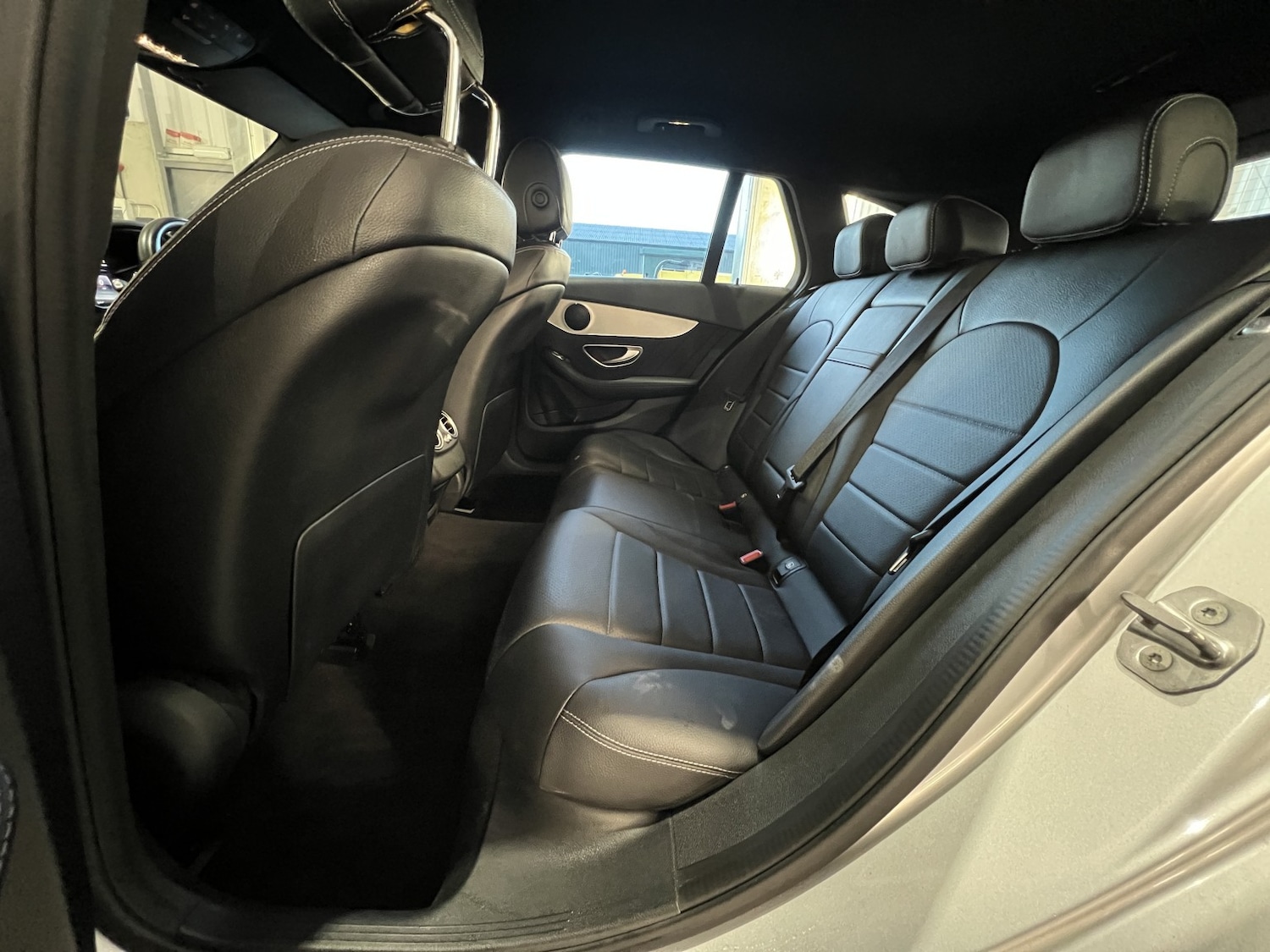 Used Mercedes-Benz C Class 2017 for sale - 77965565: Photo 12