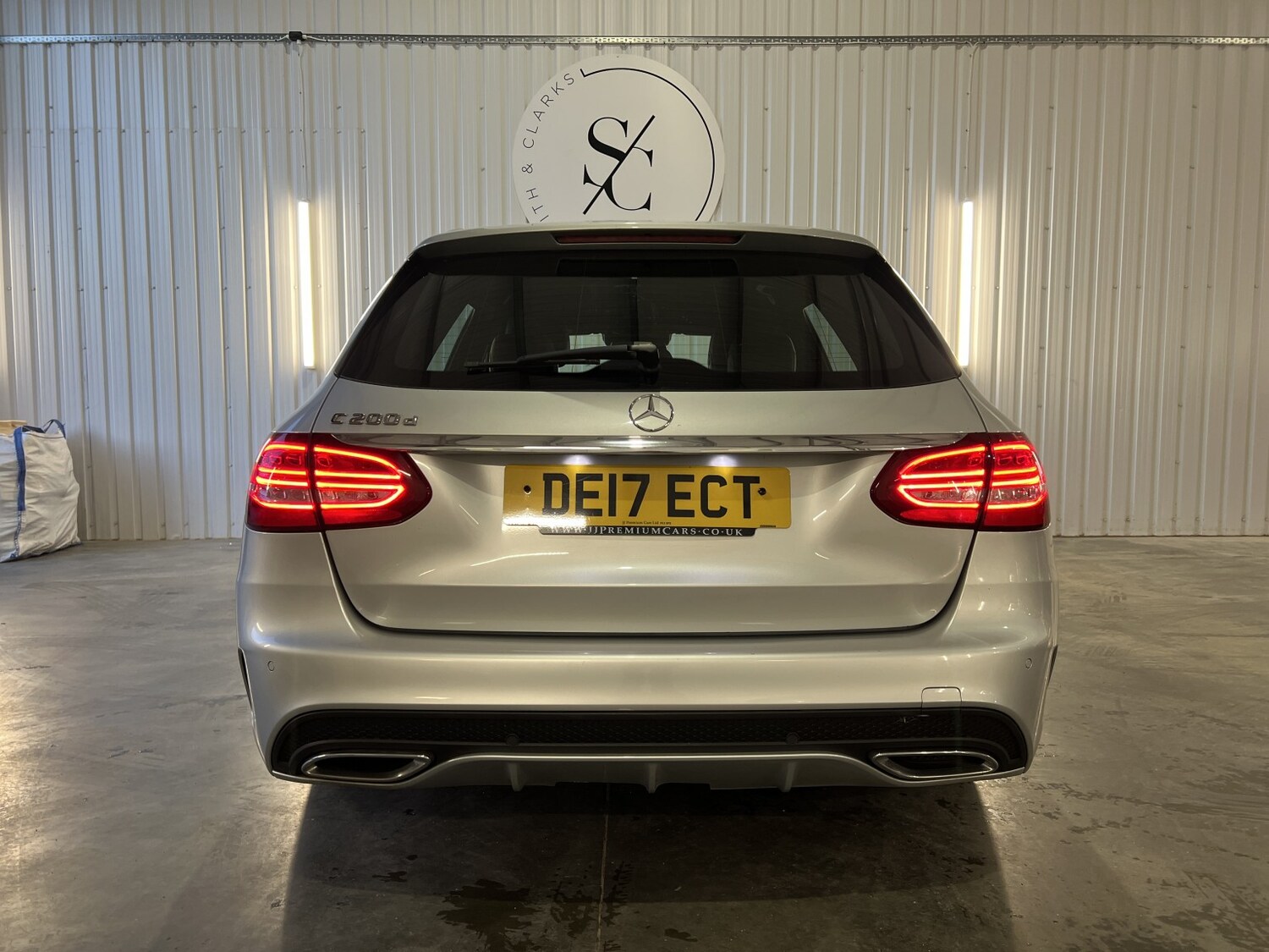 Used Mercedes-Benz C Class 2017 for sale - 77965565: Photo 3