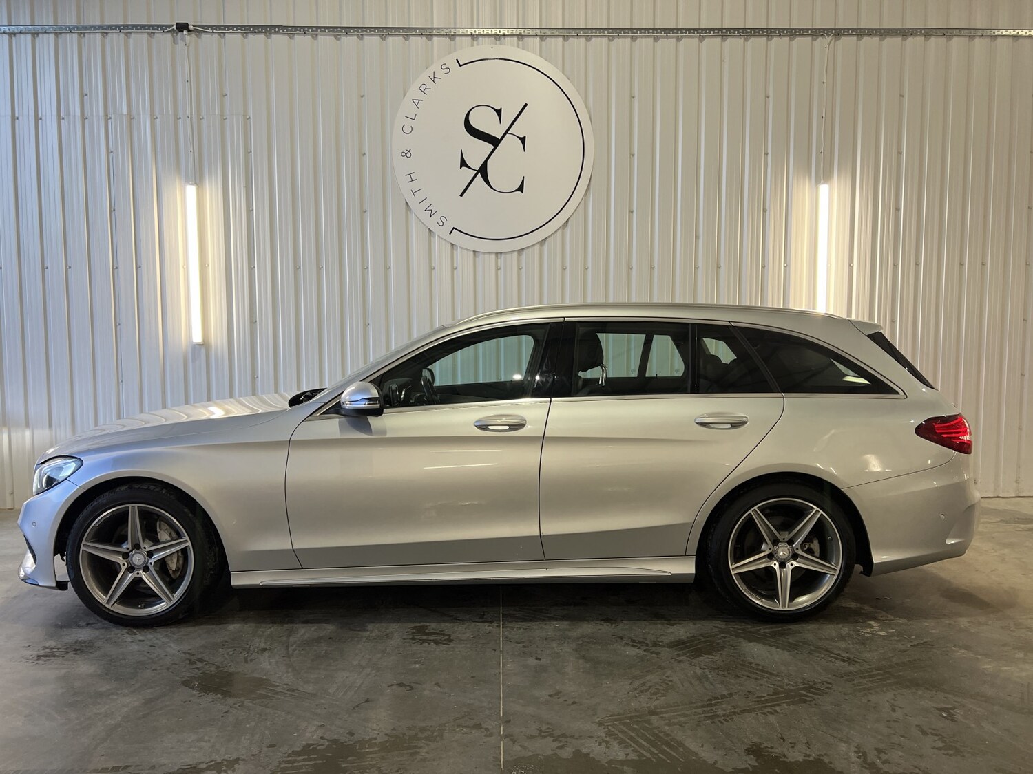 Used Mercedes-Benz C Class 2017 for sale - 77965565: Photo 5