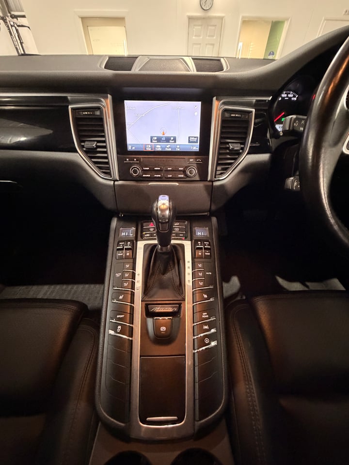 Used Porsche Macan 2016 for sale - 77760864: Photo 12