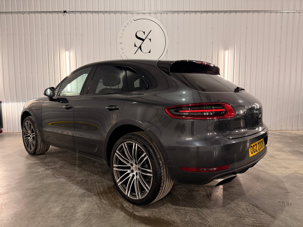 Used Porsche Macan 2016 for sale - 77760864: Photo 4