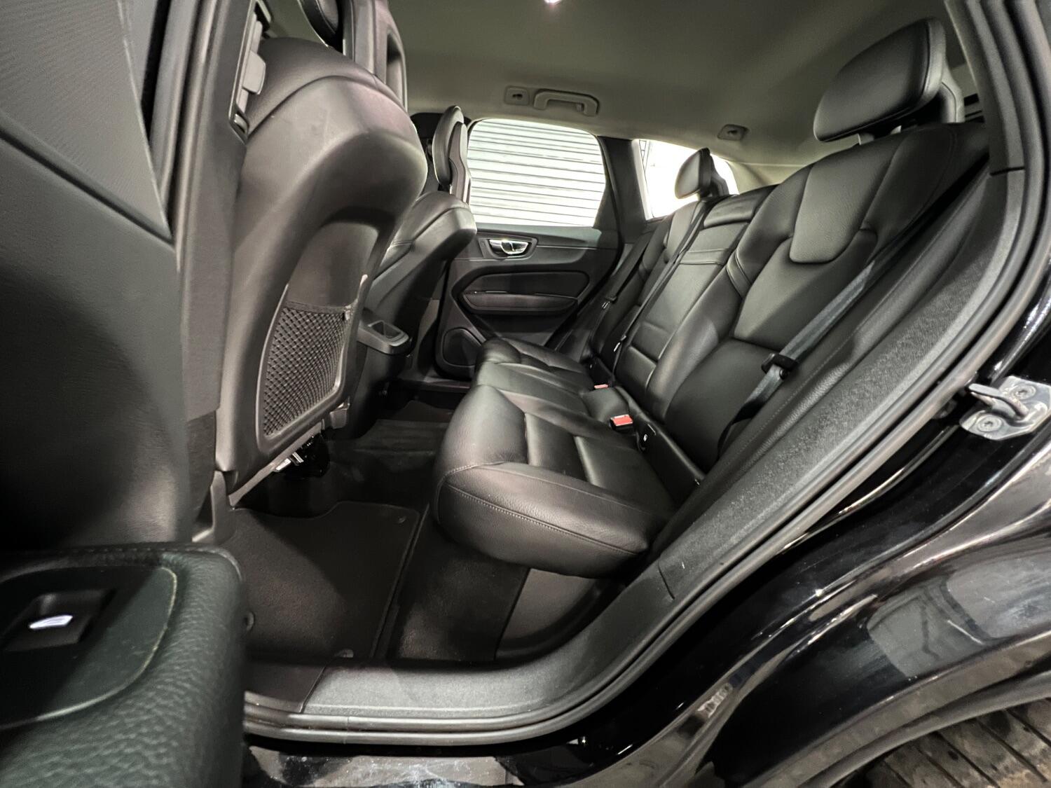 Used Volvo XC60 2018 for sale - 76358176: Photo 12