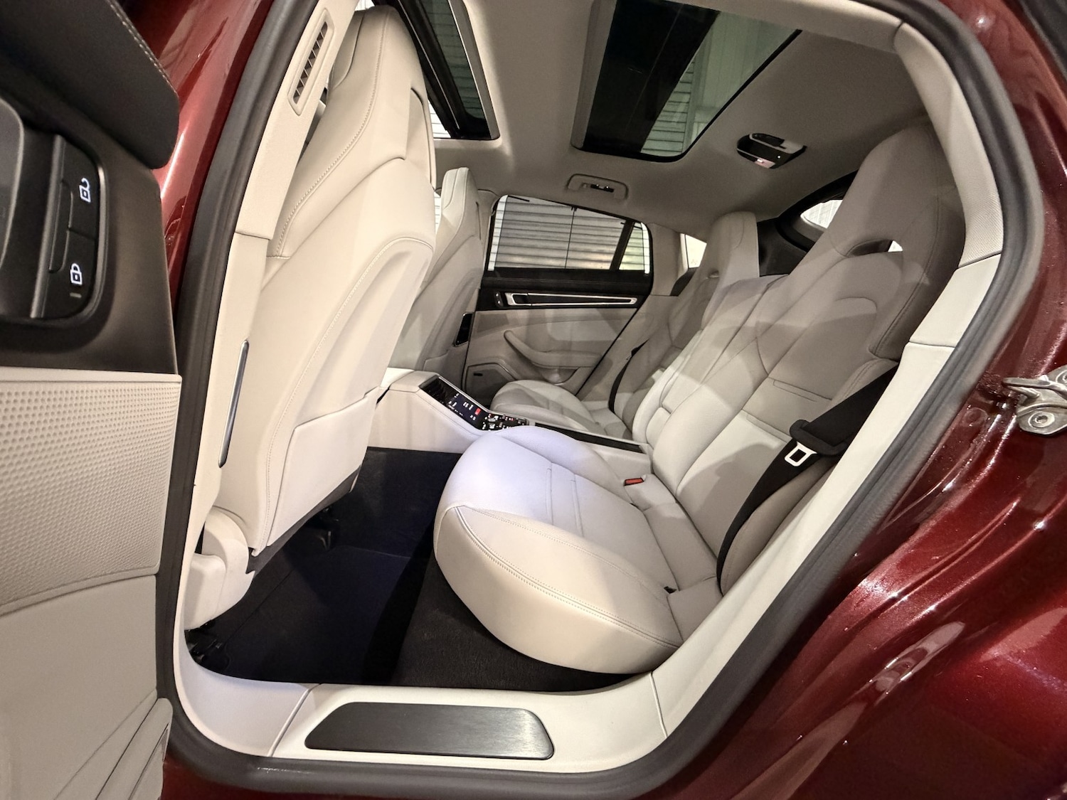 Used Porsche Panamera 2023 for sale - 77965550: Photo 17