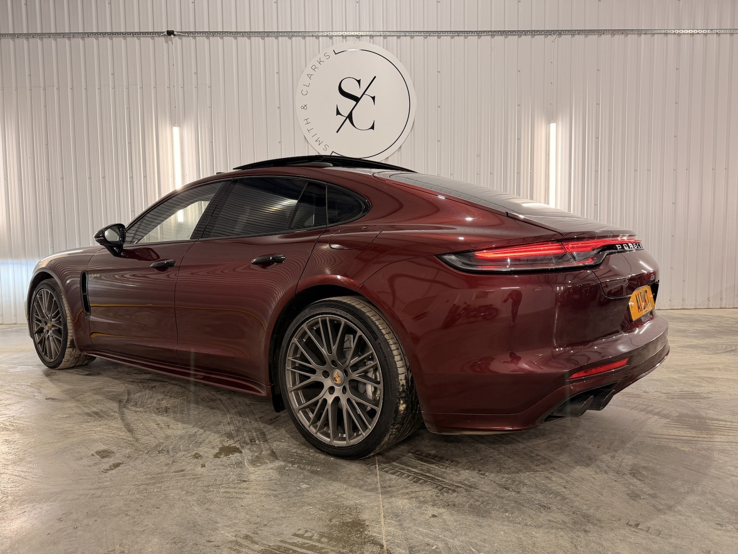 Used Porsche Panamera 2023 for sale - 77965550: Photo 4