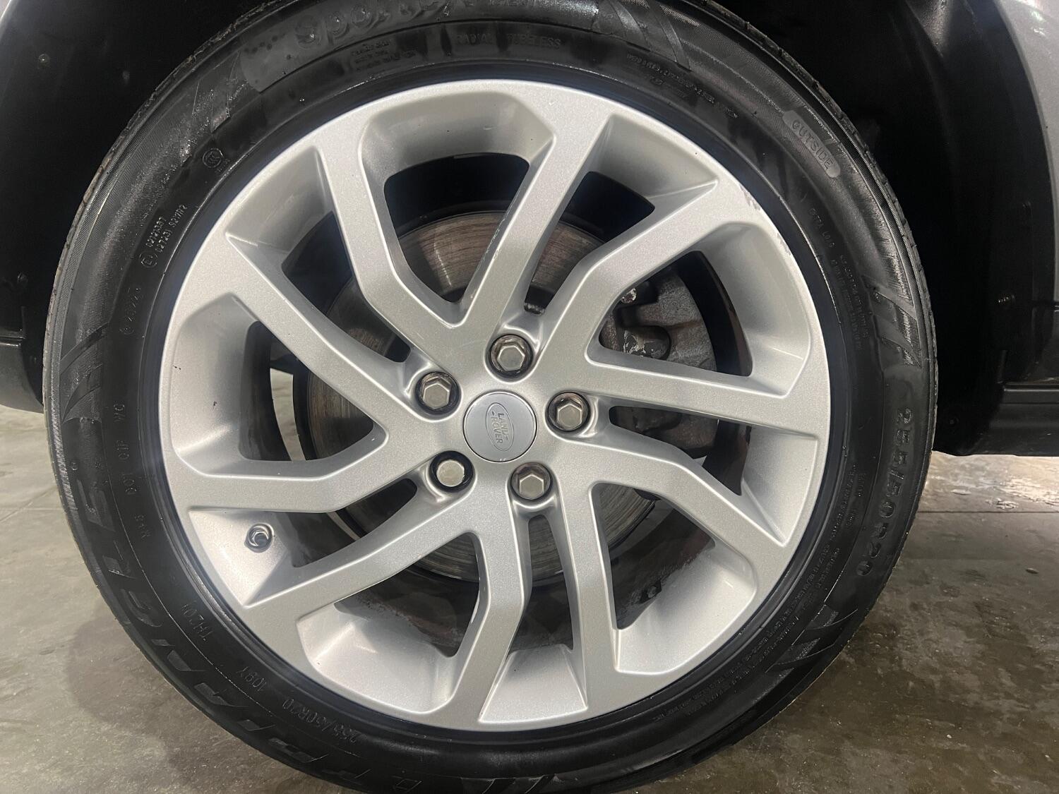 Used Land Rover Discovery 4 2015 for sale - 76358174: Photo 9