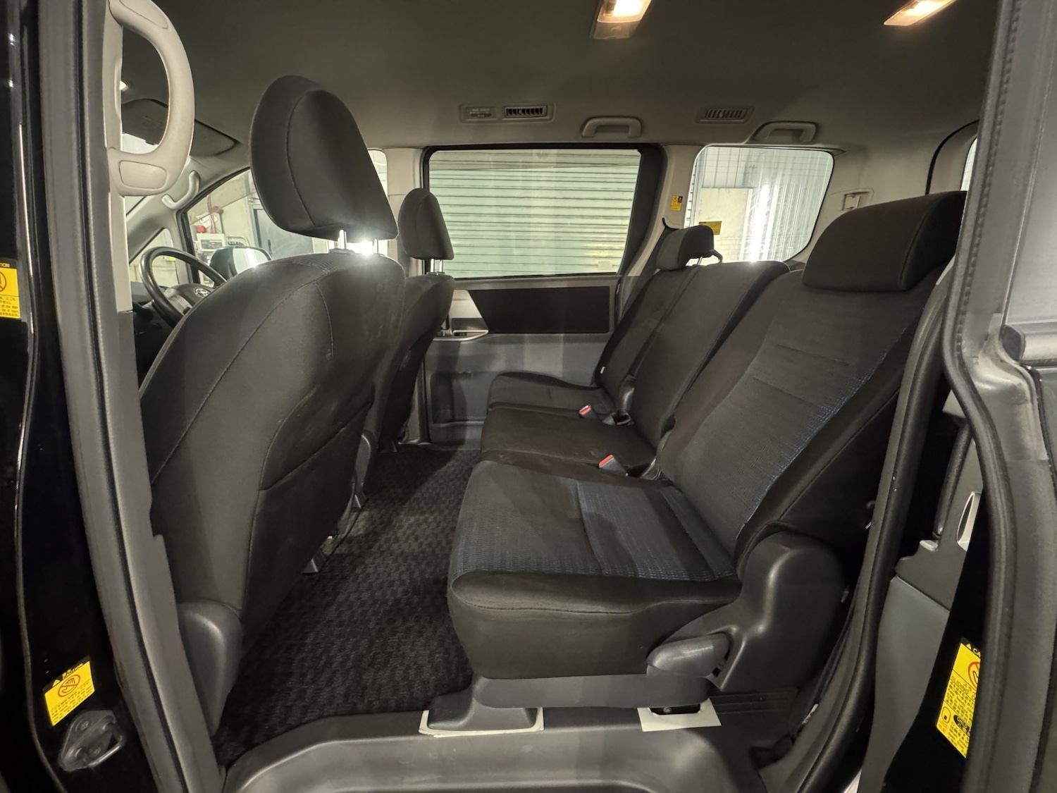 Used Toyota Voxy 2025 for sale - 77965552: Photo 12