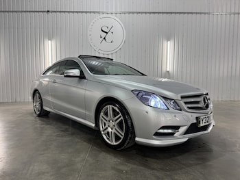 Used Mercedes-Benz E Class 2012 for sale - 79536177: Photo