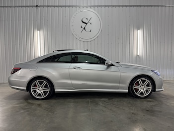 Used Mercedes-Benz E Class 2012 for sale - 79536177: Photo