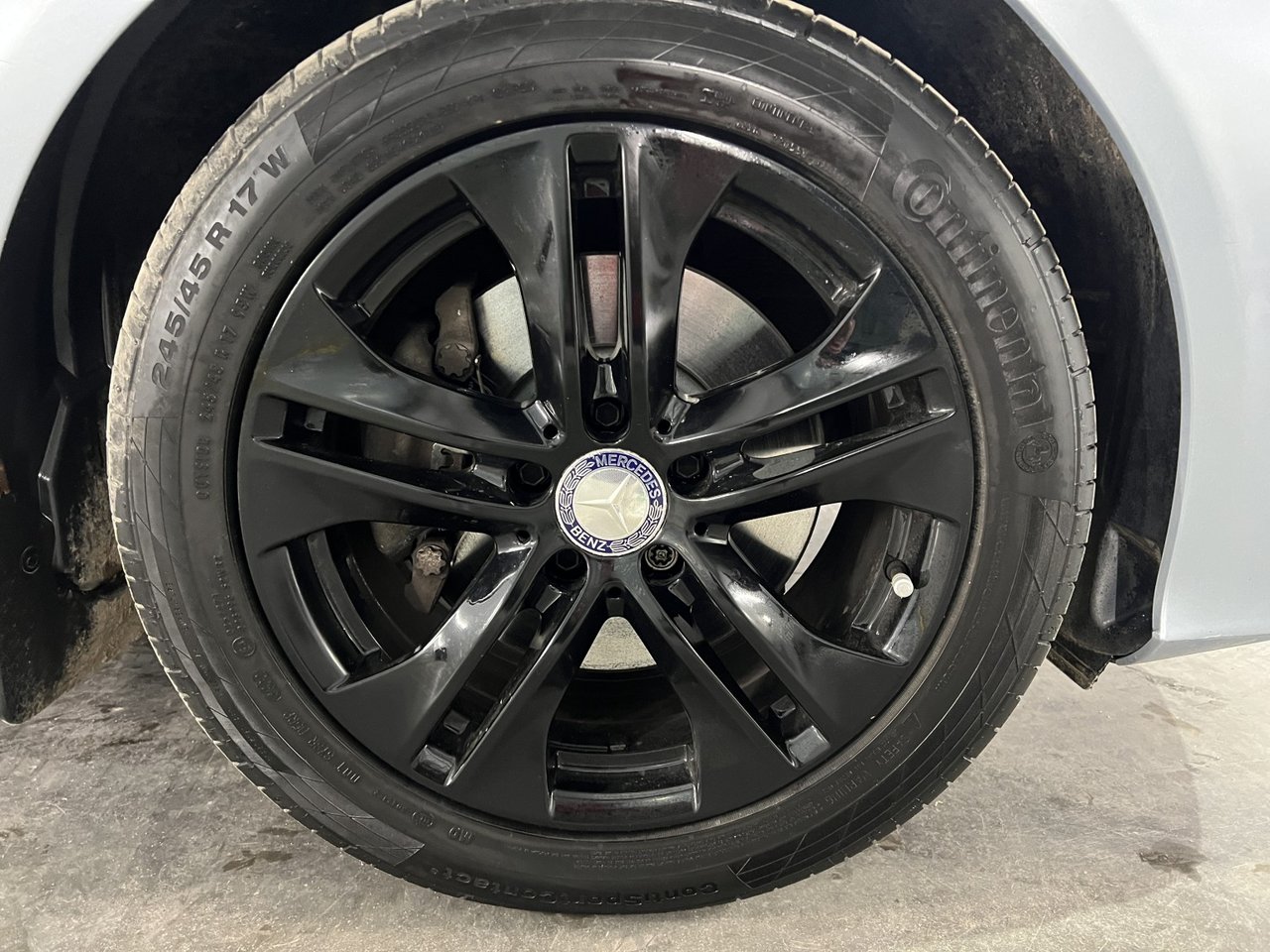 Used Mercedes-Benz E Class 2013 for sale - 77760877: Photo 10