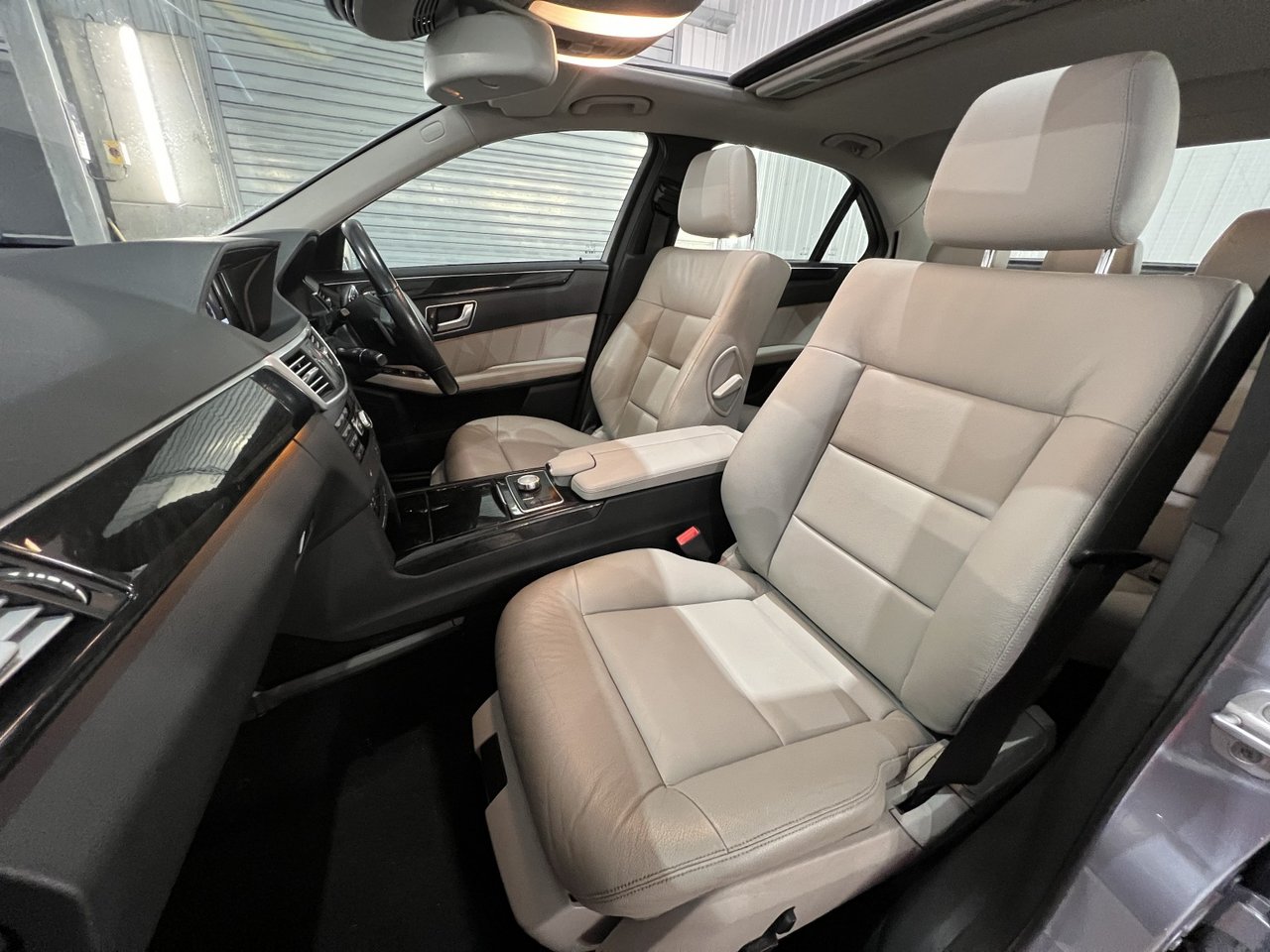 Used Mercedes-Benz E Class 2013 for sale - 77760877: Photo 13