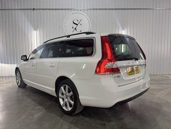 Used Volvo V70 2024 for sale - 78571548: Photo