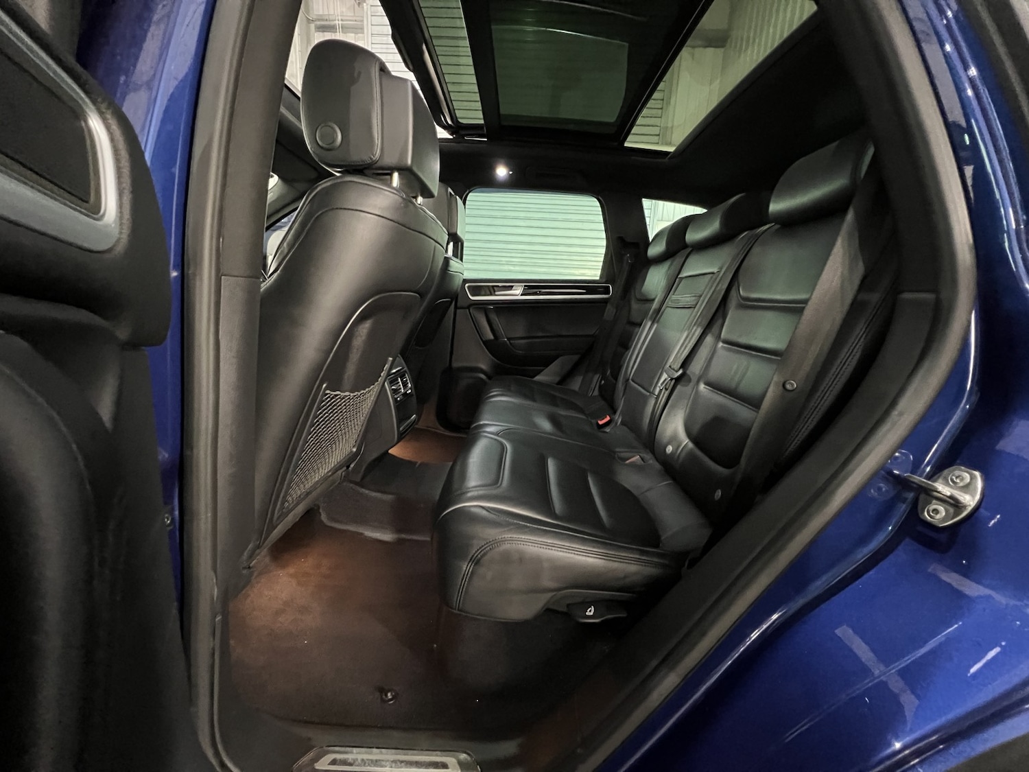 Used Volkswagen Touareg 2015 for sale - 77342648: Photo 14