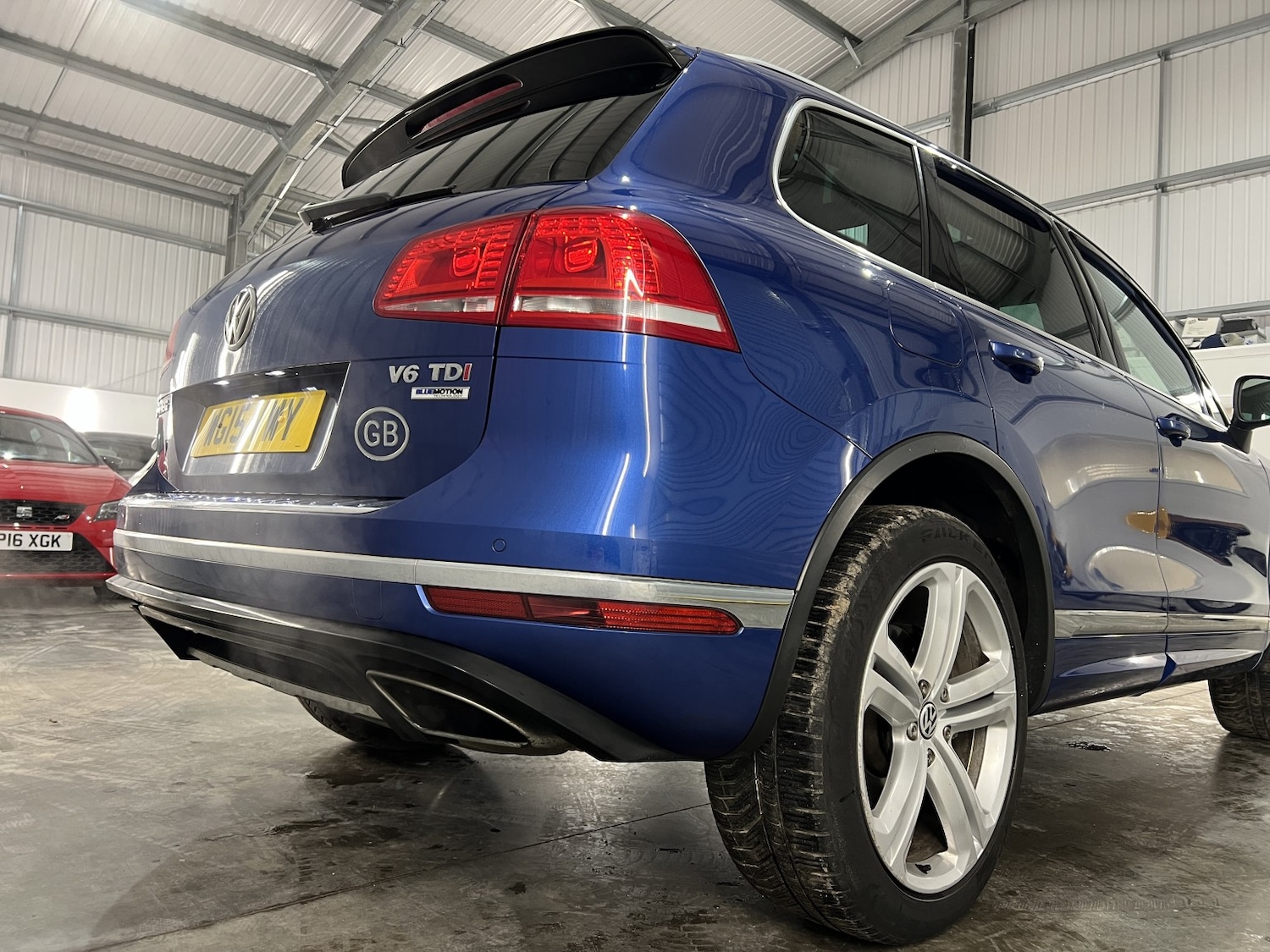 Used Volkswagen Touareg 2015 for sale - 77342648: Photo 8