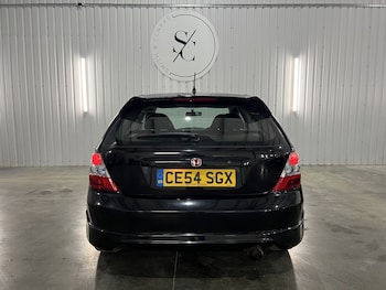 Used Honda Civic 2004 for sale - 77465677: Photo