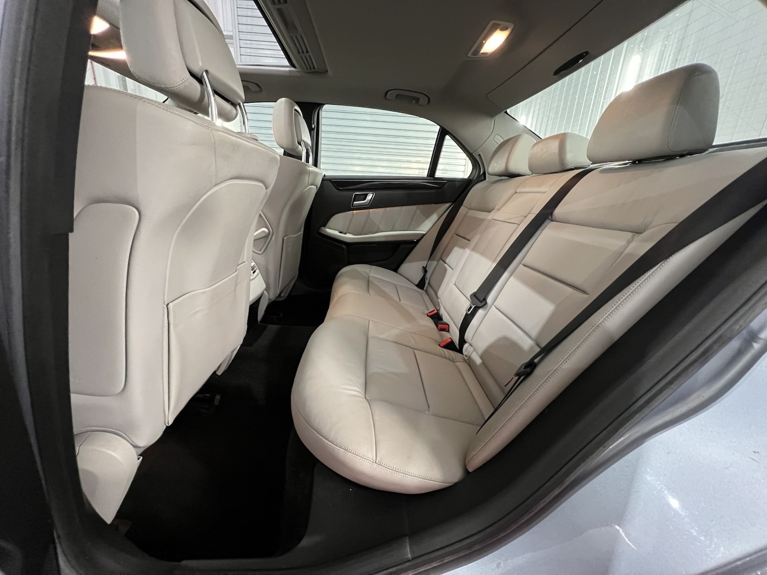 Used Mercedes-Benz E Class 2013 for sale - 77595468: Photo 14