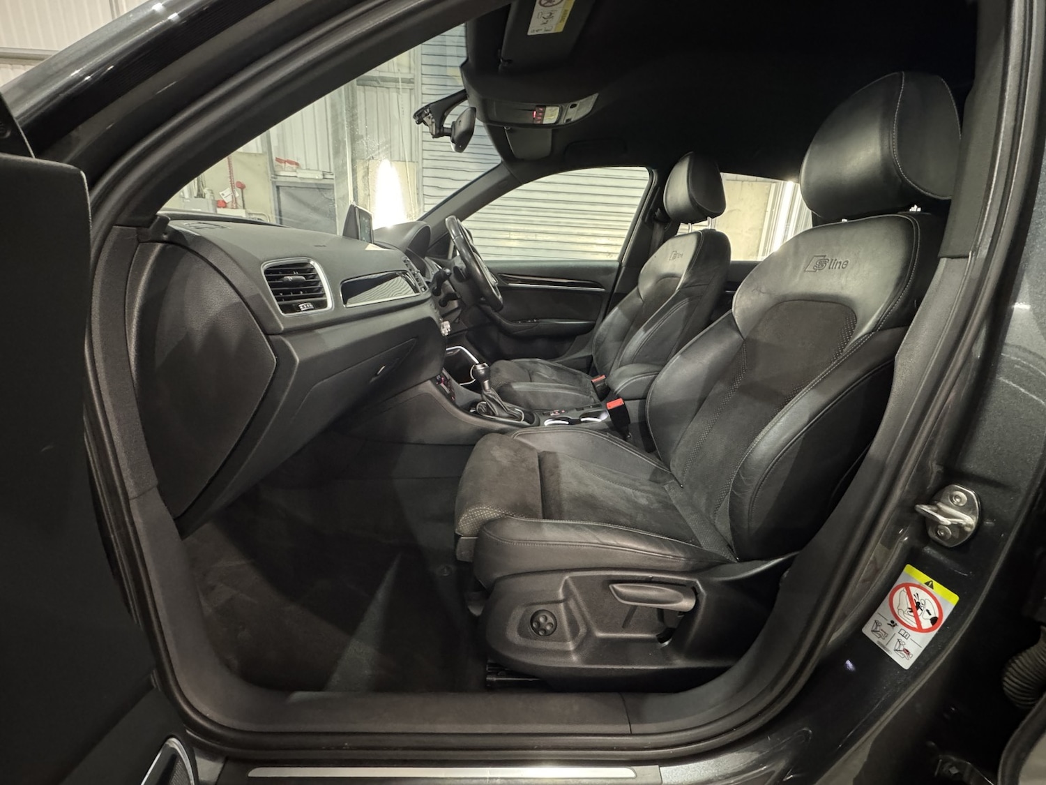 Used Audi Q3 2018 for sale - 78004485: Photo 11