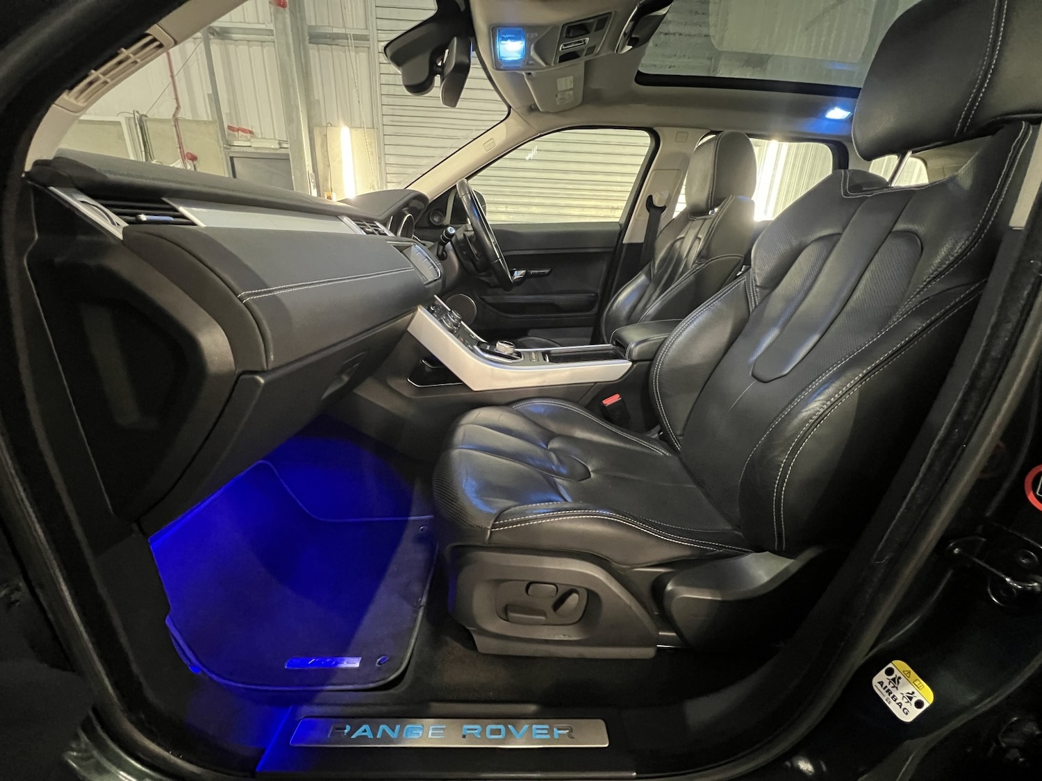 Used Land Rover Range Rover Evoque 2011 for sale - 76941809: Photo 12